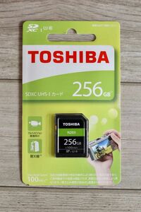 東芝/SD-LU256G/256GB/UHS　Speed　Class1（Class10）対応/SDXCカード/TOSHIBA