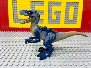 ☆恐竜☆ レゴ　動物ミニフィグ　ラプトル　ラプター　正規品　肉食恐竜　( LEGO 人形 ジュラシックワールド C12302