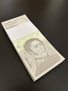 【未使用】ベネズエラ　20万ボリバル 紙幣　100枚　ハイパーインフレ　1243