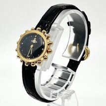 動作品 Vivienne Westwood ミルク 腕時計 オーブ ドットインデックス クォーツ quartz Swiss ブラック ゴールド 黒 金 ヴィヴィアン Y299_画像2