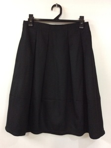 イリゼ 黒 ウール スカート ポケットあり サイズ2