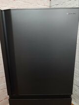 【現地引取可】 美品 東芝 TOSHIBA ノンフロン冷凍冷蔵庫 3ドア GR-T33SC 326L 2022年製 コンパクトタイプ / 家財便Dランク (KSF1000858)_画像2