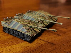 ワールドタンクミュージアム 1/144 ヤクトパンター重駆逐戦車 3色迷彩 3輌セット ヤークトパンサー 海洋堂 タカラ ドイツ