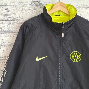 NIKE　ドルトムント　フィールドジャケット　ブランドロゴ刺繍　チームエンブレム　リバーシブル　Dortmund