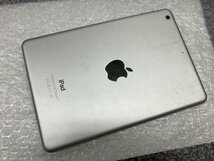 DX543 iPad mini 第2世代 Wi-Fiモデル A1489 シルバー 16GB ジャンク ロックOFF_画像2