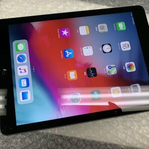 DU859 iPad Air 第1世代 Wi-Fiモデル A1474 スペースグレイ 16GBの画像1