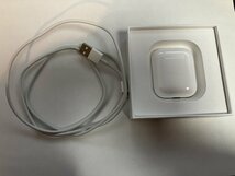 FI767 AirPods 第1世代 MMEF2J/A 箱/付属品あり ジャンク_画像3