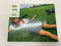 【YI-0582】奈良沙緒理 写真集 天使は12歳。 1997年12月15日発行 若杉憲司 英知出版 ジュニアアイドル【千円市場】_画像2