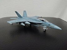 F-18 F/A-18E スーパーホーネット トップガン マーヴェリック ダガースペア ハングマン搭乗機仕様 完成品 1/144 TOPGUN アメリカ海軍 _画像6