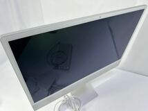 Apple iMac シルバー　24インチ アイマック 　M1チップ 2021　 8コアCPU/8コアGPU 　メモリ8GB 　SSD512GB 　MGPD3J/A A2438 　中古品 _画像2