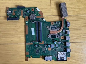 富士通 LIFEBOOK A749/A 型名 FMVA61014 についてた　マザーボード　通電なし　ジャンク　中古　部品取り