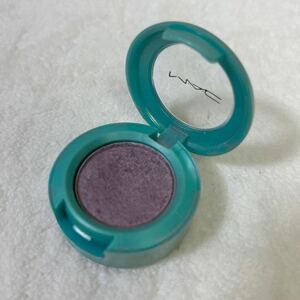 MAC small eyeshadow MANCATCHER