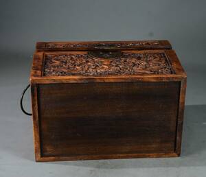 Art hand Auction Secret Qing Dynasty Quince Wooden Carving Dragon Crest Box Wooden Box Old Folk Tools Wooden Furniture Tool Box Period Items Antique Art Antiques Antique Chinese Toys Antiques Antique ZSL01-07, hobby, culture, hand craft, handicraft, others