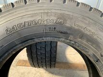 引取可能 245/70R19.5 YOKOHAMA 710R 7~8mm 20年製 2本_画像4