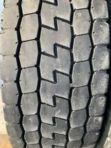 引取可能 245/70R19.5 YOKOHAMA 710R 7~8mm 19年製 2本_画像2