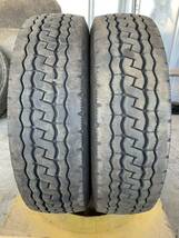 送料込み！205/70R17.5 BRIDGESTONE DURAVIS M800 21年製 7mm 中古トラックタイヤ２本_画像1