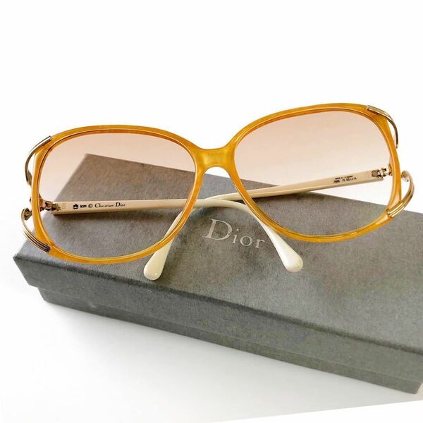 Christian Dior クリスチャンディオール　 ヴィンテージ　　フレーム　めがね　眼鏡　サングラス　ティアドロップ　メガネ　ゴールド　CD