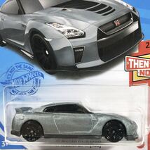 ホットウィール 2021　’17 ニッサン GT-R R35 グレー　HotWheels ベーシックカー THEN AND NOW_画像2