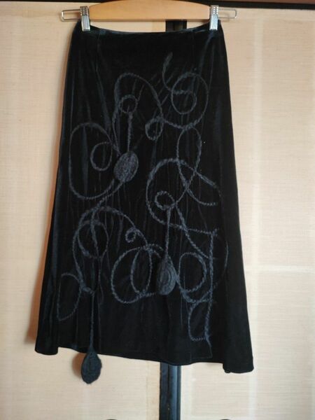 TABASA　ベロアスカート　毛糸　ブラック