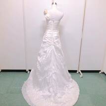 143【中古】Wedding Dress COLOR DRESS ウェディングドレス カラードレス FF257 オフホワイト 9T フラワーモチーフ ワンショルダー 現状品_画像5