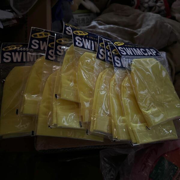 新品未使用 スイミングキャップ スイムキャップ 水泳帽 イエロー 蛍光色 黄色 スイミングスクール フットマーク ナイロンポリウレタン 20個
