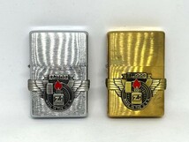 ZIPPO ジッポー ライター 2000年製 ロゴ ウィング 羽根 エンブレム ゴールド/シルバー 2点セット ワーニングシール付 缶ケース入り _画像2