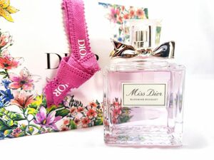 100ml【日本語表記】【ほぼ未使用】Miss Dior BLOOMING BOUQUET ミスディオール ブルーミング ブーケ