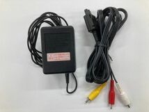 X1019 ニューファミコン 本体 AV仕様ファミコン HVC-101 コントローラー ACアダプター AVケーブル 動作確認済_画像8