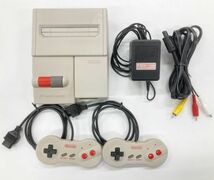 X1019 ニューファミコン 本体 AV仕様ファミコン HVC-101 コントローラー ACアダプター AVケーブル 動作確認済_画像1