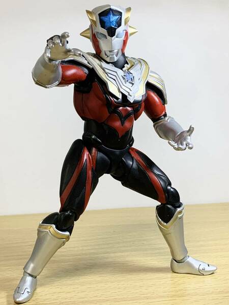 S.H.Figuarts ウルトラマンタイタス プレミアムバンダイ限定 / ウルトラマンタイガ フィギュアーツ 円谷プロ