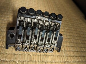 Ibanez edge pro トレモロ Floyd rose type 