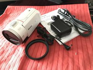 Panasonic パナソニック HC-VX2M 4Kデジタルビデオカメラ（ピュアホワイト）付属品有り　中古美品