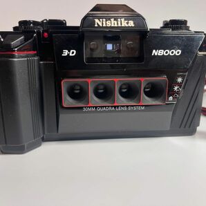 Nishika N8000 3-D フィルムカメラ