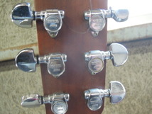 （NR)ヤマハ　アコースティックギター　FG-301　ソフトケース付き　裏面ヒビ割れあり　ジャンク　_画像9