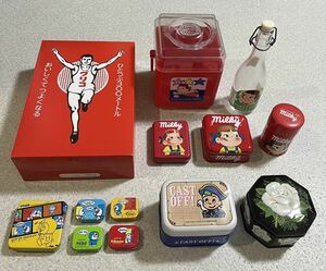 グリコ　glico 不二家　ペコちゃん　ミルキー　milky ドラえもん　ミスタードーナツ　オサム　原田治　ケース　空き缶　空き箱　空き容器