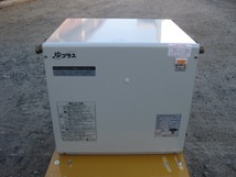 LIXIL リクシル ゆプラス EHPN-CB22V1 小型電気温水器 給湯器　単相200V ミニキッチン 洗面 給湯室　_画像1