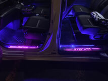 New点灯パターン LEDスカッフプレート　ステップワゴン　RP　紫　パープル　ピンク　　前後セット　流れる　フロント　リア_画像1