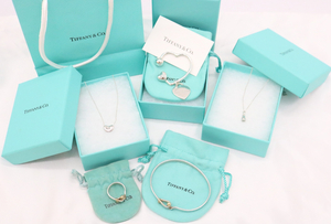 【ト滝】Tiffany&Co ティファニー アクセサリーおまとめ キーリング ネックレス バングル リング 箱 シルバー SILVER 925 750 DS587DEM37