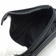 ★ アディダス ミニショルダーバッグ VINT MINI AIRL BAG ブラック DH1004 (0220478289)_画像4