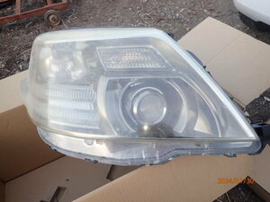 ジャンク アルファード ANH10 後期 HID ヘッドライト ランプ 右 ICHIKOH 58-17 81145-58072