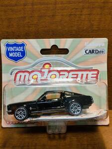  MajoRette Ford Mustang 