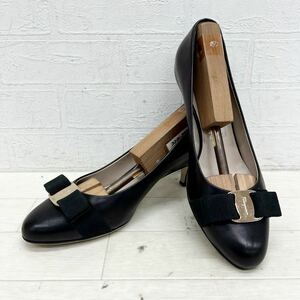 1298◎ ③ イタリア製 Salvatore Ferragamo サルヴァトーレ フェラガモ 靴 シューズ パンプス ヒール ブラック レディース6.5