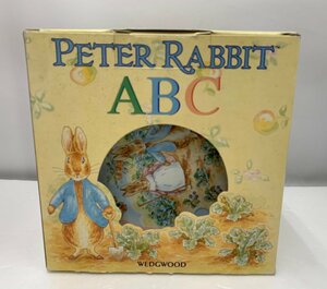 WEDGWOOD　PETER RABBIT　ABC　３ピースセット　BOOK付き　(管理番号：060102）