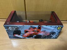 限定品 1/18 Hotwheel ホットウィール フェラーリ　F2003-GA シューマッハ ワールドチャンピオン 雨ウェザリング仕様 中古 F2003GA_画像3