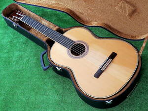 即決 YAMAHA CP-300 美品 クラシックギター 1970年代ヤマハ日本製ナイロン弦仕様ガットアコースティックギター クラギ用ハードケース付属
