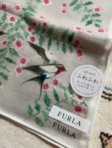 FURLA フルラ ガーゼハンカチ 燕柄ツバメg _画像4