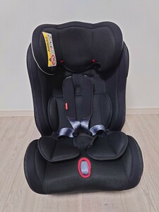 【送料無料】【美品】チャイルドシート カイナ 1029A 新生児〜7歳頃