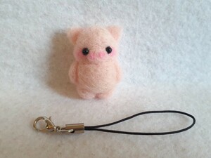 羊毛フェルト ハンドメイド 豚　子ブタちゃん ストラップ 