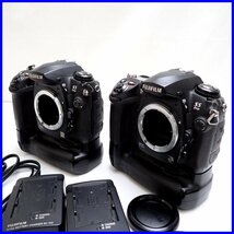 ★FUJIFILM/富士フィルム デジタル一眼レフカメラ FinePix S5 Pro ボディ 2台セット/AF/付属品あり/ジャンク扱い&1938900306_画像1