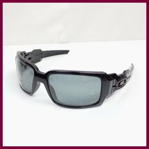 ★OAKLEY/オークリー OIL DRUM/オイルドラム サングラス 12-986/ブラック/保管袋付き/偏光レンズ/ジャンク品&1949300032_画像1